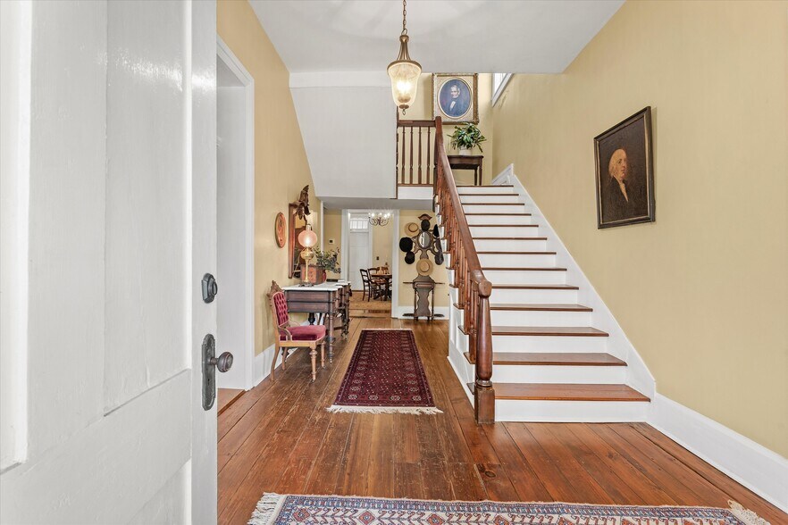 More Photos Of 129-131 Elizabeth St, Athens Lodge Meeting Hall For Sale