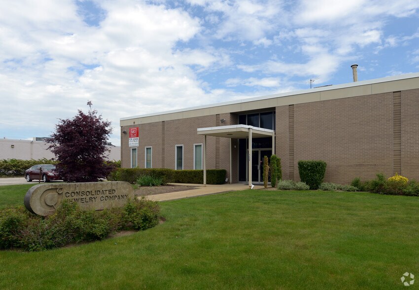 More Photos Of 150-160 Niantic Ave, Providence Warehouse For Lease