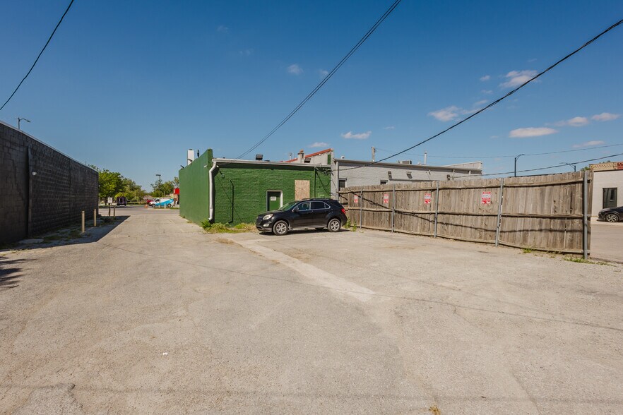 More Photos Of 1115 W Douglas Ave, Wichita Storefront For Sale