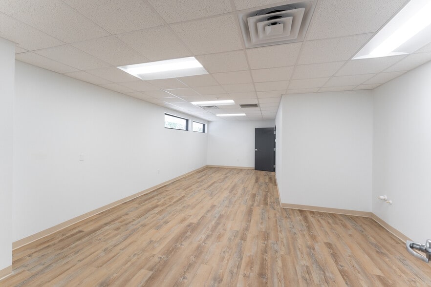 More Photos Of 4031 Upper Creek Dr, Sun City Center Medical For Sale