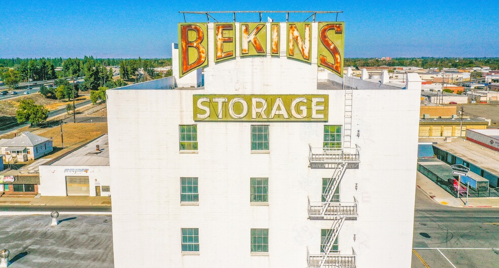 More Photos Of 301 Van Ness Ave, Fresno Warehouse For Sale