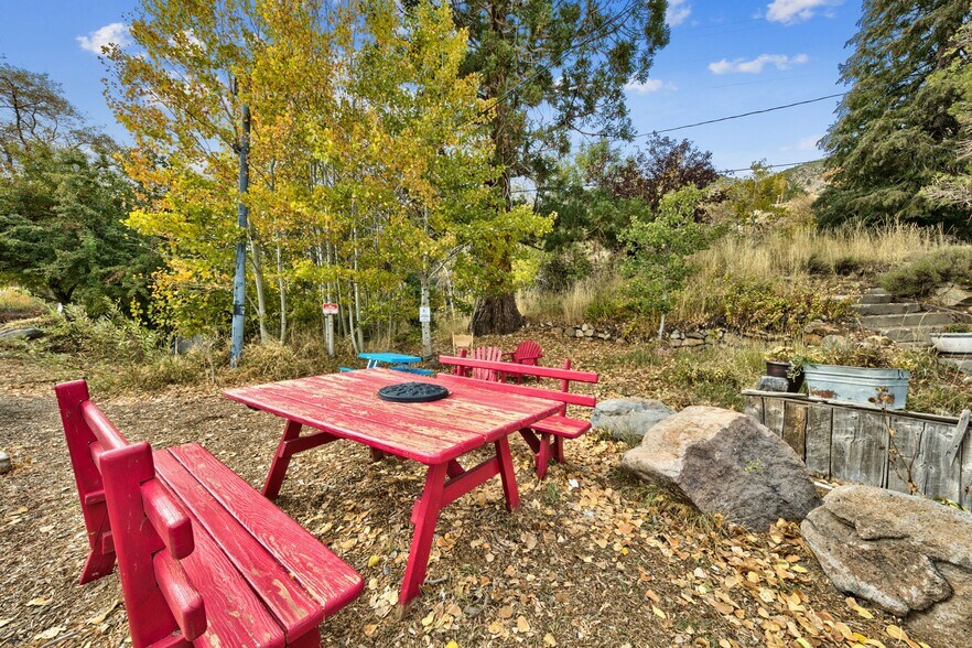 More Photos Of 290 Old Pony Express Trl, Markleeville Storefront Retail Residential For Sale