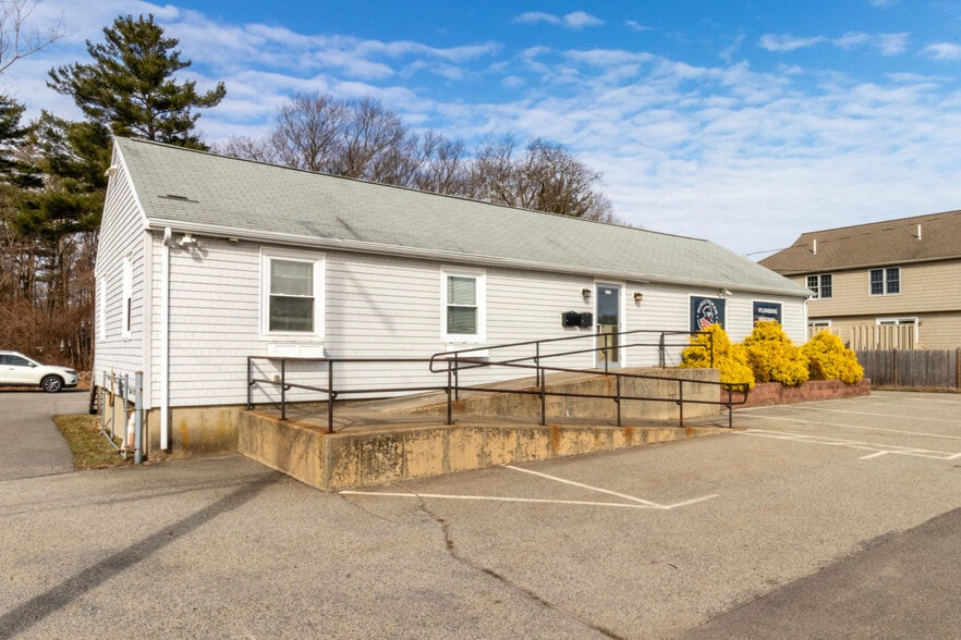 More Photos Of 1581 Main St, Weymouth Freestanding For Sale