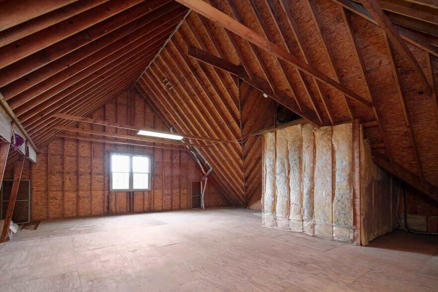 More Photos Of 4664 Lexington Rd, Winchester Specialty For Sale