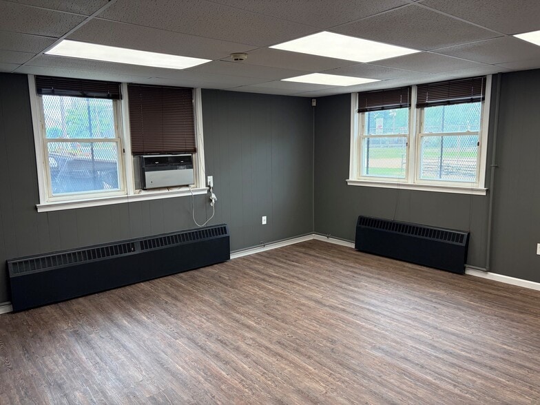 More Photos Of 225 E Madison Ave, Clifton Heights Warehouse For Lease