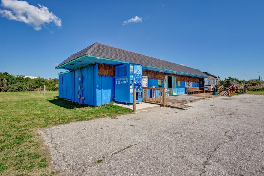 More Photos Of 2181 New River Inlet Rd, North Topsail Beach Convenience Store For Sale