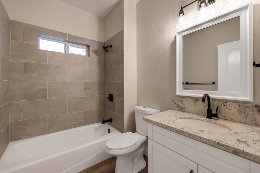 More Photos Of 1122 Stewart Ave, Chico Apartments For Sale