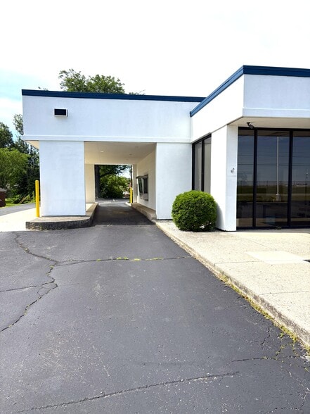 More Photos Of 536-544 W National Rd, Vandalia Storefront Retail Office For Lease