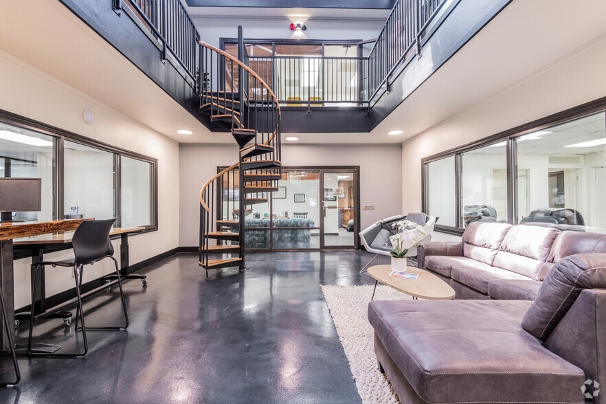 Primary Photo Of 255 W Moana Ln, Reno Loft Creative Space For Lease