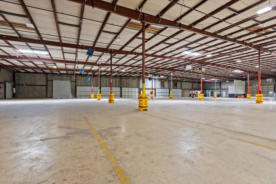 More Photos Of 9324 Madison Blvd, Madison Distribution For Lease