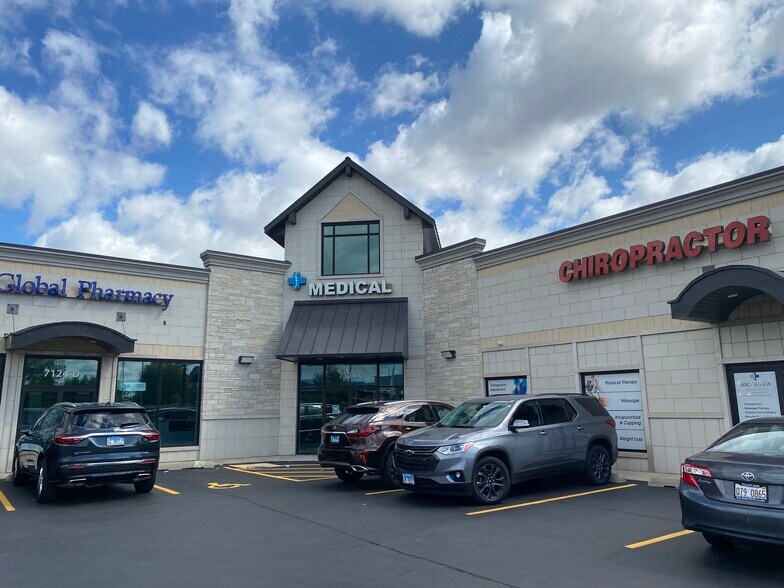 More Photos Of 7124 W 83rd St, Bridgeview Medical For Lease