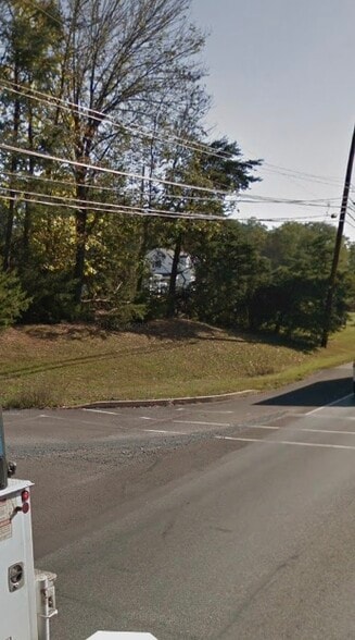 More Photos Of 843-861 Benjamin Franklin Hwy, Douglassville Land For Sale