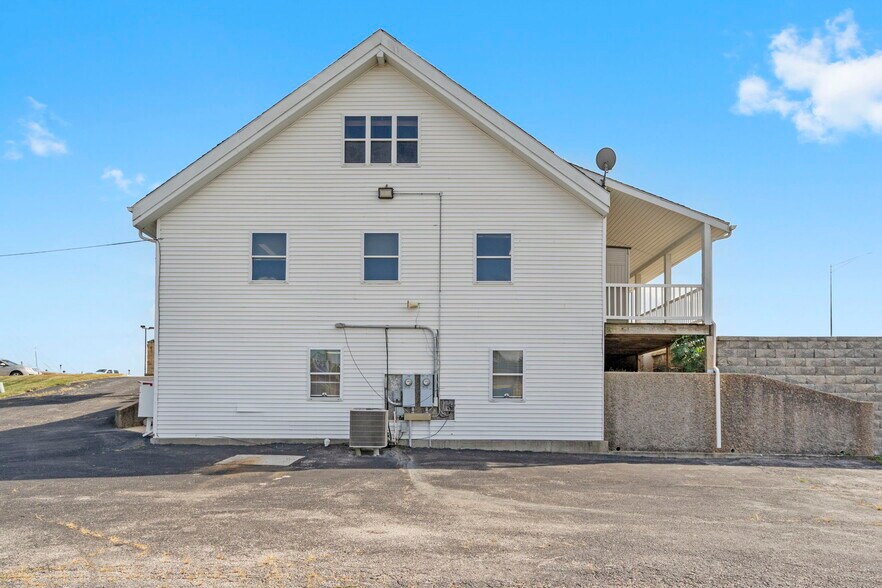 More Photos Of 771 E HWY 54, Camdenton Office For Sale