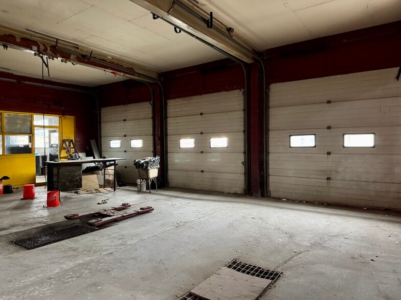 More Photos Of 100 Main St, Cut Bank Warehouse For Sale