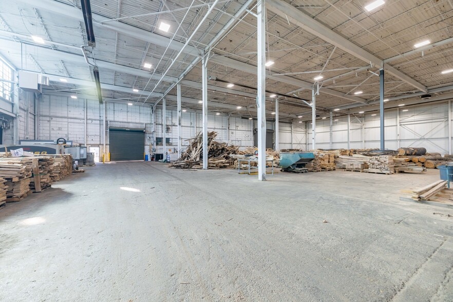 More Photos Of 13881 Elmira St, Detroit Manufacturing For Sale