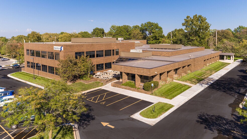 More Photos Of 10310 W 84th Ter, Lenexa Office For Sale
