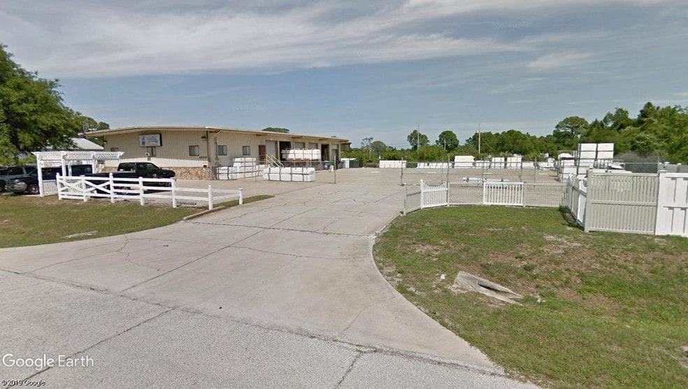 More Photos Of 4065 Pines Industrial Ave, Rockledge Truck Terminal For Lease