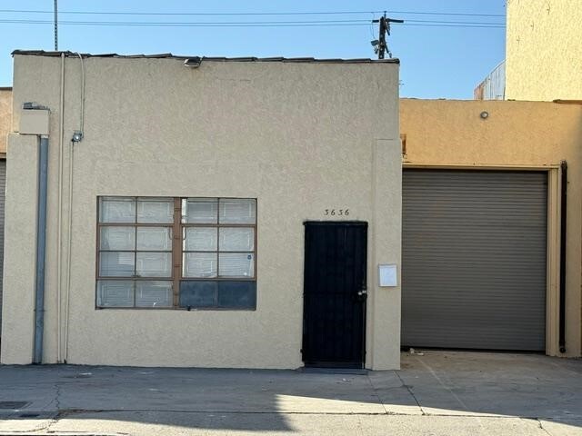 Primary Photo Of 3636 Fruitland Ave, Maywood Warehouse For Sale