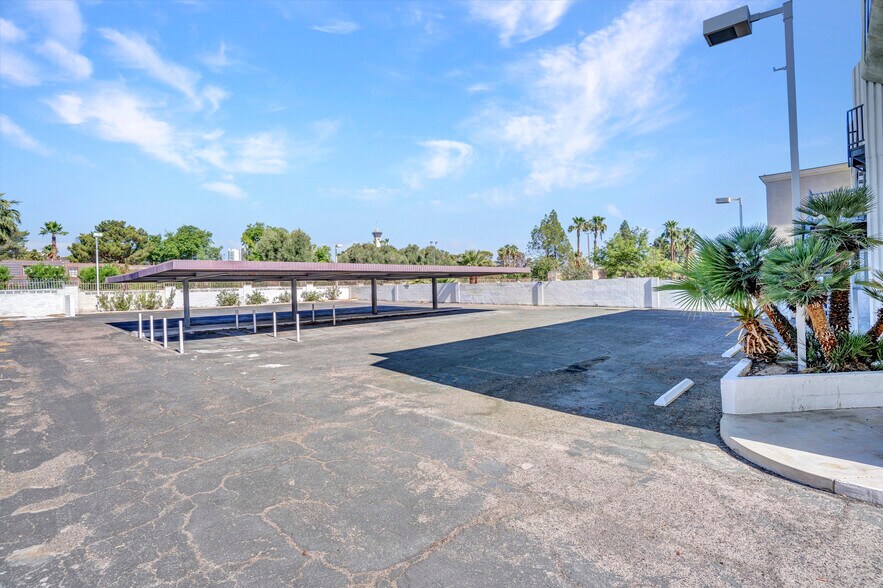 More Photos Of 2929 S Maryland Pky, Las Vegas Medical For Sale
