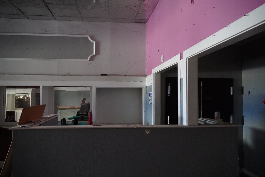 More Photos Of 400-406 D St, Marysville Storefront For Lease