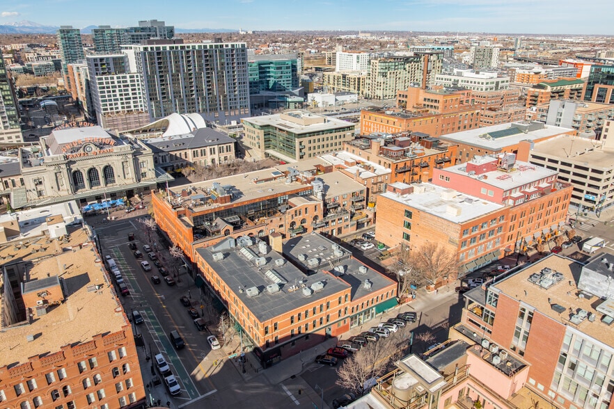 More Photos Of 1601 17th St, Denver Office For Sale