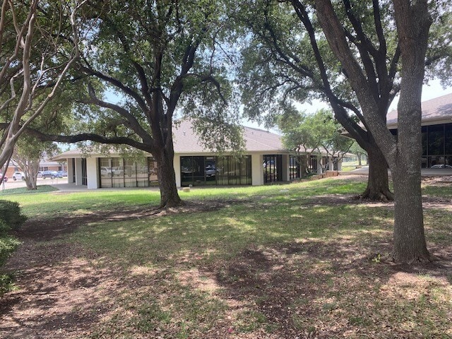 More Photos Of 3900 W 15th St, Plano Medical For Lease