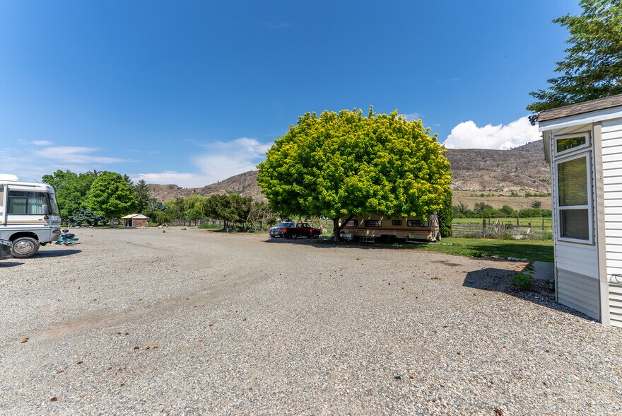 More Photos Of 208 Kendall St, Riverside Manufactured Housing Mobile Home Park For Sale