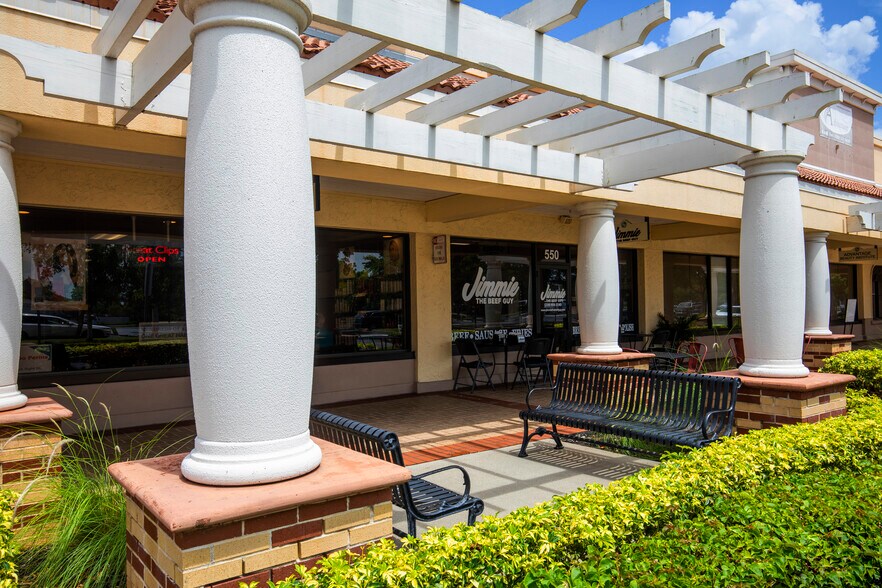 More Photos Of 8951 Bonita Beach Rd SE, Bonita Springs Restaurant For Lease