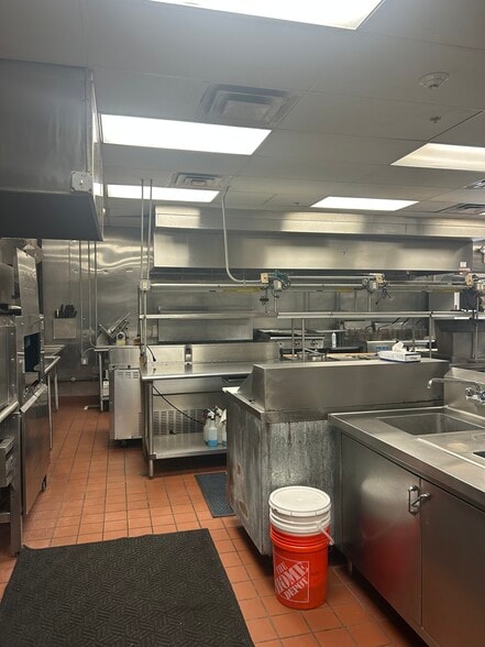 More Photos Of 206 Olde New Jersey Ave, North Wildwood Restaurant For Sale