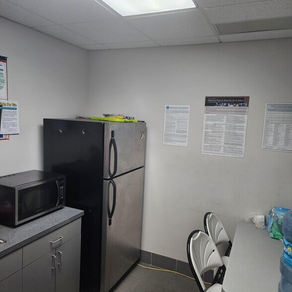 More Photos Of 11231 NW 20th St, Miami Warehouse For Lease