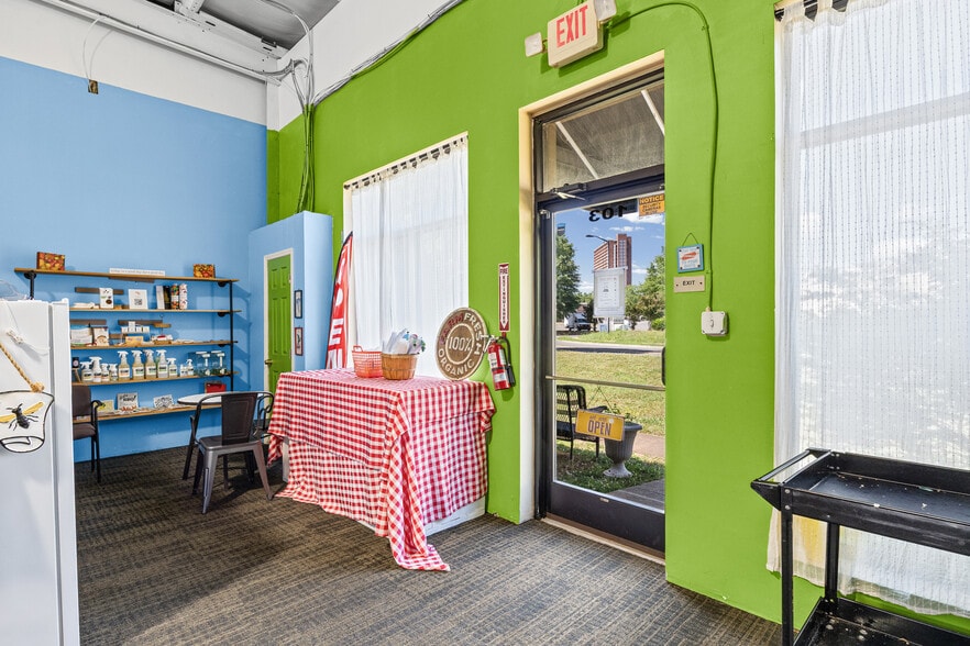 More Photos Of 8161 Regent Pky, Fort Mill Warehouse For Lease
