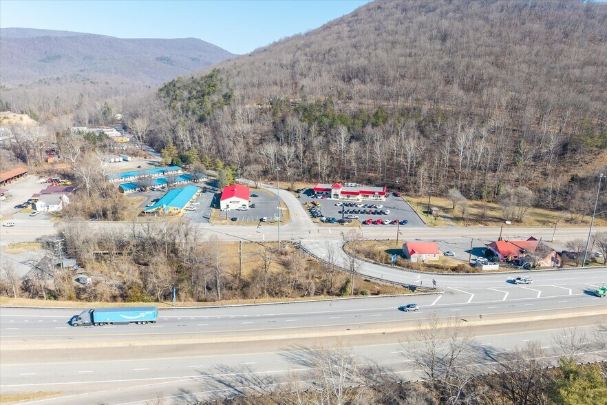 More Photos Of 912 Valley Ridge Rd, Covington General Retail For Sale