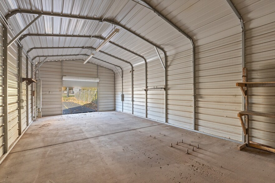 More Photos Of 7014 Saint Charles Rock Rd, Saint Louis Land For Sale