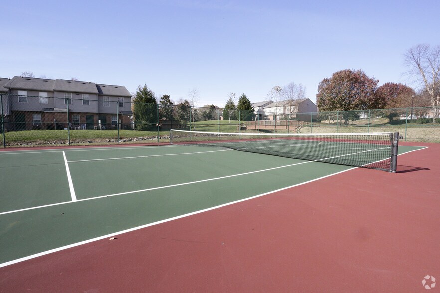 More Photos Of 5600 Salem Run Blvd, Fredericksburg Apartments For Sale