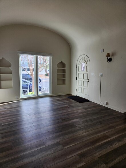 More Photos Of 1125 Jefferson St, Napa Office Residential For Lease