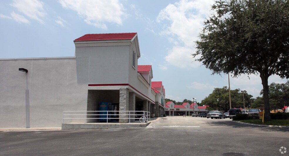 More Photos Of 1305 N Orange Ave, Green Cove Springs Unknown For Lease