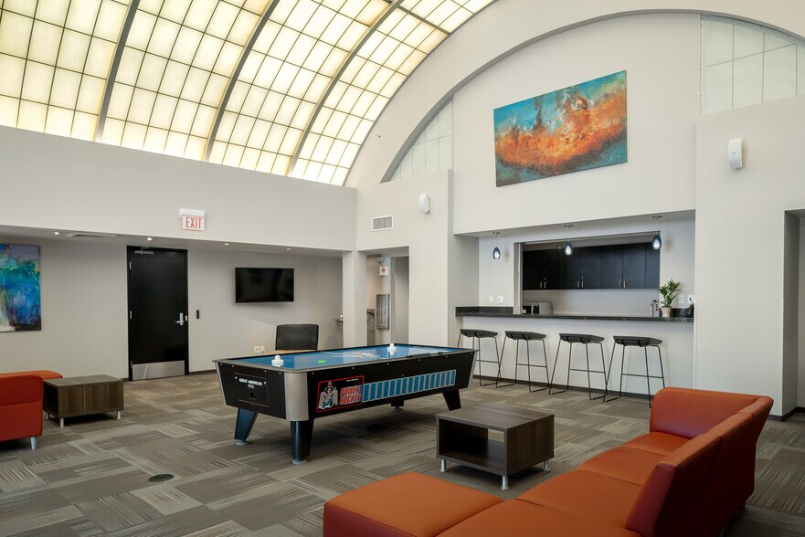 More Photos Of 6135 N 7th St, Phoenix Office For Lease