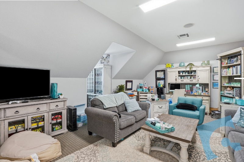 More Photos Of 5005 Thompson Ter, Colleyville Office For Lease