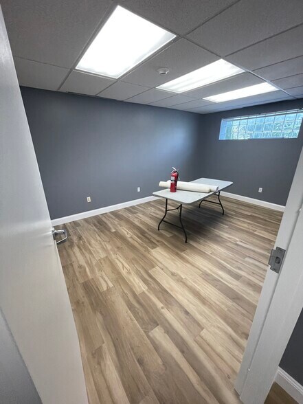 More Photos Of 24 Snake Hill Rd, North Scituate Manufacturing For Lease