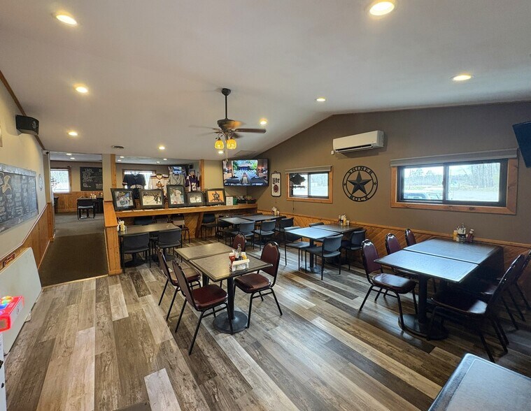 More Photos Of 12110 State Highway 210, Brainerd Restaurant For Sale