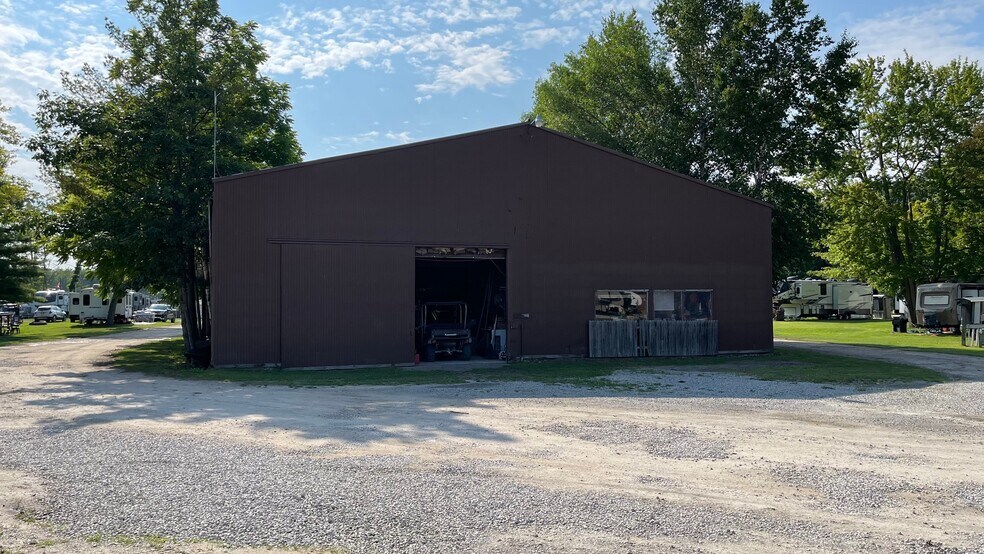 More Photos Of 2325 Green Dr, Au Gres Specialty For Sale