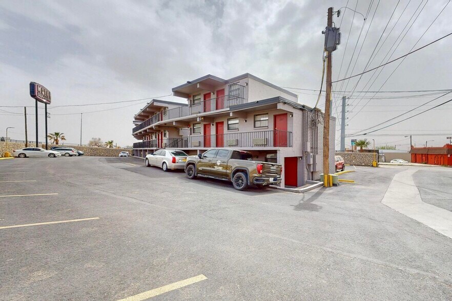 More Photos Of 5636 Paisano dr, El Paso Hotel For Sale