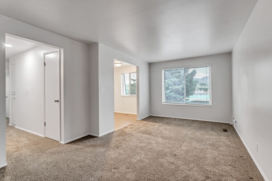 More Photos Of 2519 S 300 E, South Salt Lake Apartments For Sale