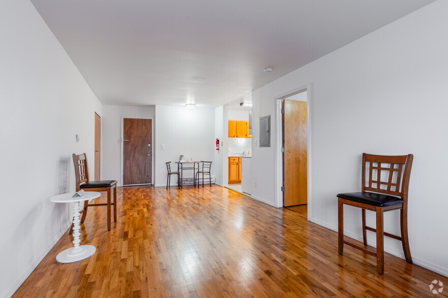 More Photos Of 11385 Greenfield Rd, Detroit Multifamily For Sale