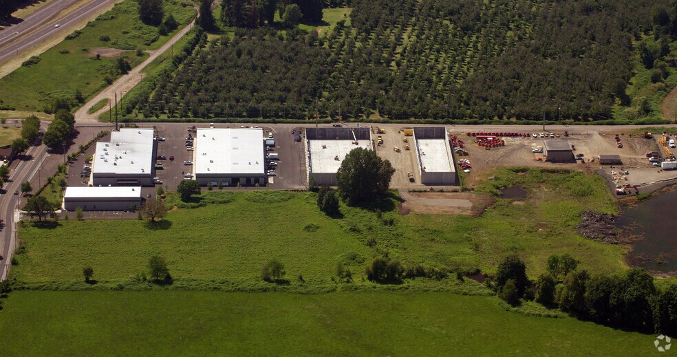 More Photos Of 5250 High Banks Rd, Springfield Warehouse For Lease