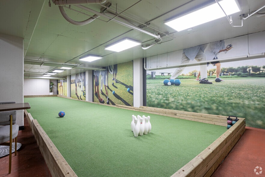 More Photos Of 1235 11th Ave SW, Calgary Apartments For Lease