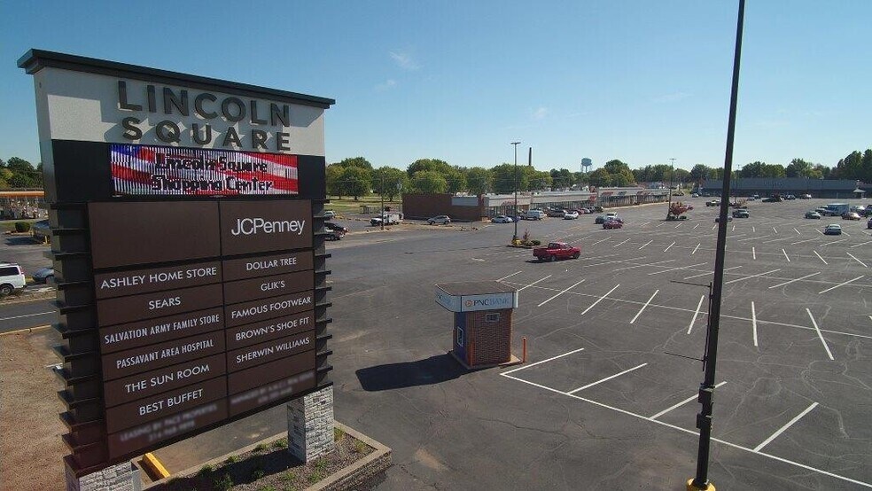 More Photos Of 901 W Morton Ave, Jacksonville Storefront For Lease