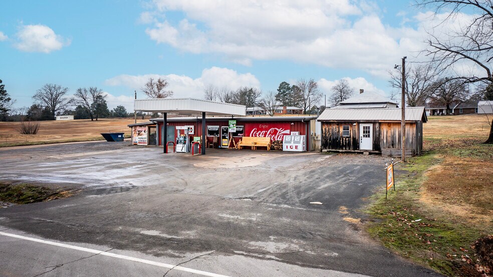 More Photos Of 3953 Highway 95, Cleveland Convenience Store For Sale