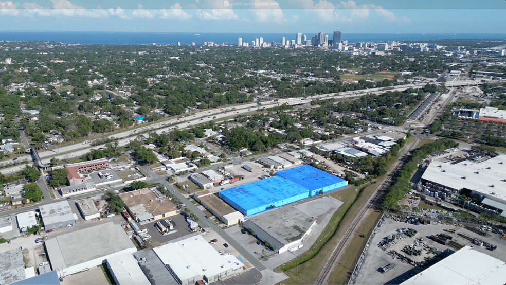 More Photos Of 2442 N 23rd St, Saint Petersburg Light Distribution For Lease