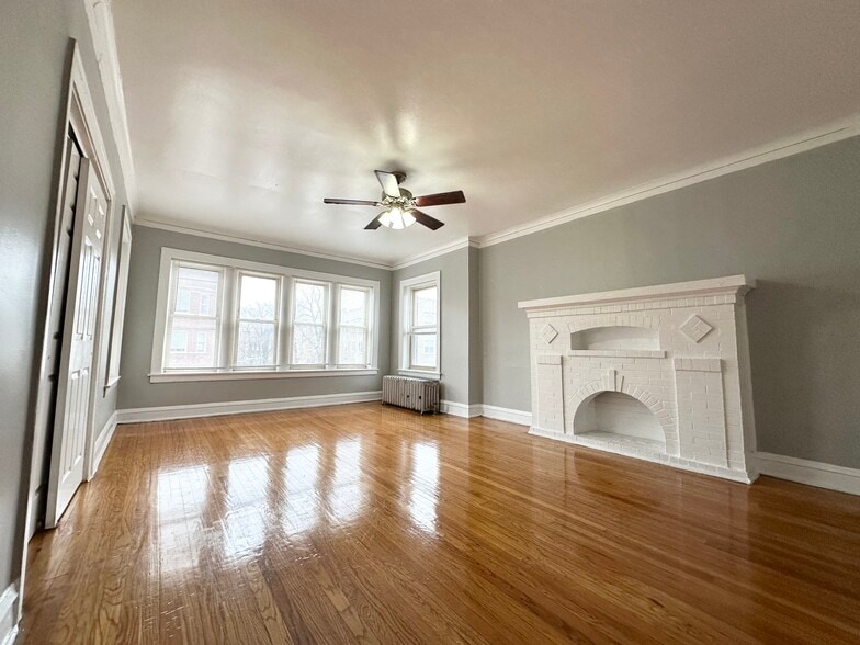 More Photos Of 7648 S Phillips Ave, Chicago Apartments For Sale